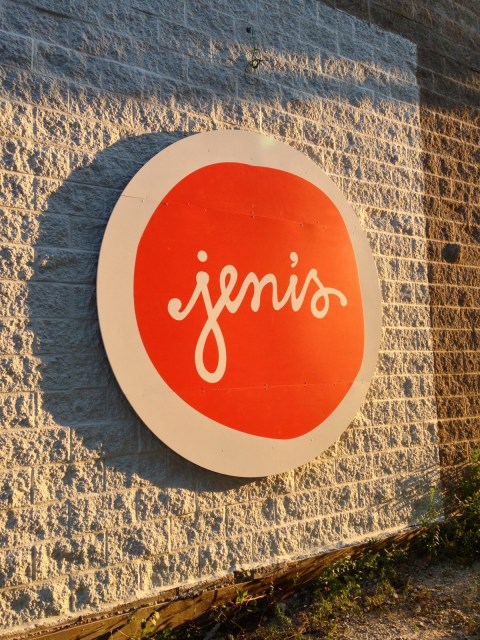 Jeni\'s Southport