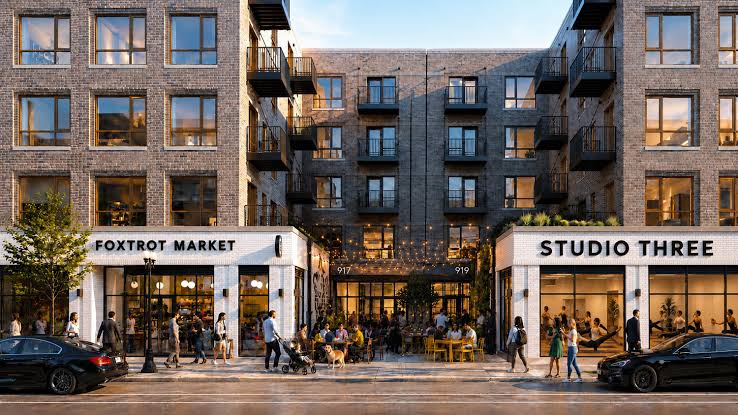 Foxtrot is officially coming back to Lake View — this time at 917 W. Belmont Avenue